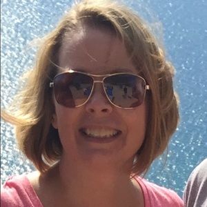 Meet your Posher, Amy